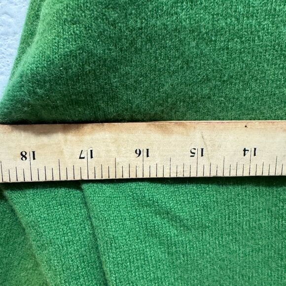 Reformation Idan Cropped Cashmere Crew Sweater - Picture 12 of 16